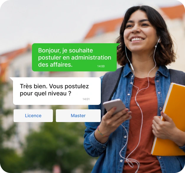Future étudiante postulant à un programme d'administration des affaires sur WhatsApp.