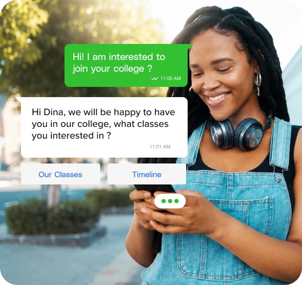Prospective student asking a school about classes on WhatsApp.